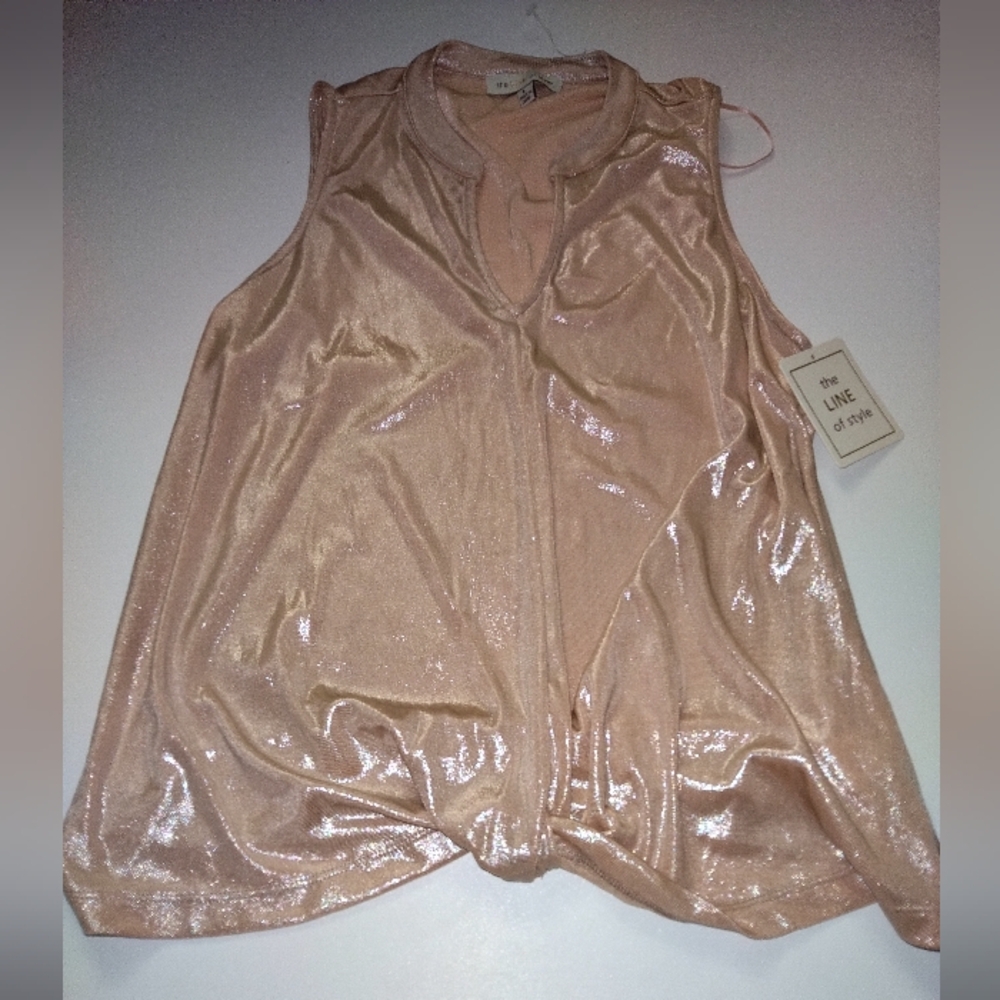 The Line Of Style Shimmery Champagne Color Top Size L Sleeveless V Neck Design